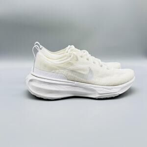 Nike Shoes Womens 8 White ZoomX Invincible Run 3 Flyknit Comfort Road Sneakers